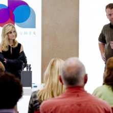 Una spia non basta: Reese Witherspoon sul set del film insieme al regista McG