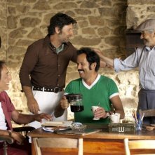 Nos plus belles vacances: Philippe Lellouche, Gérard Darmon, Christian Vadim, Alain Doutey in una scena della commedia francese
