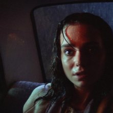 Suspiria: Jessica Harper prende un taxi per recarsi all'accademia di danza