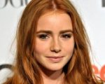 Lily Collins, Kristen Bell e la crisi dello scrittore