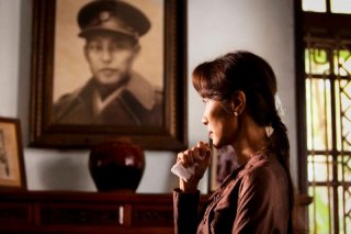 Michelle Yeoh, protagonista dell'intenso biopic The Lady nei panni dell'attivista Aung San Suu Kyi