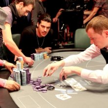 Poker Generation: Andrea Montovoli in una scena tratta dal film al tavolo da poker