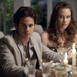 Revenge: Connor Paolo e Christa B. Allen nell'episodio Il bene e il male