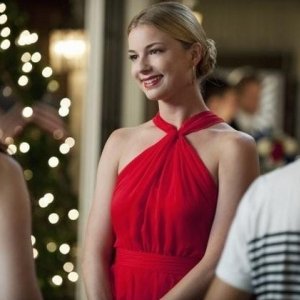Revenge: Emily VanCamp nell'episodio Le ragioni del cuore