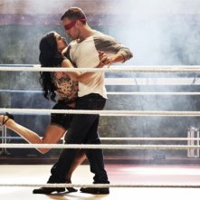StreetDance 2: Falk Hentschel insieme a Sofia Boutella ballano in una scena del film