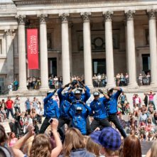 StreetDance 2: una suggestiva coreografia di gruppo tratta dal film