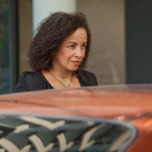 Jeff Who Lives at Home: Rae Dawn Chong in una scena