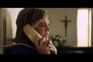 Trailer - The Perfect Family