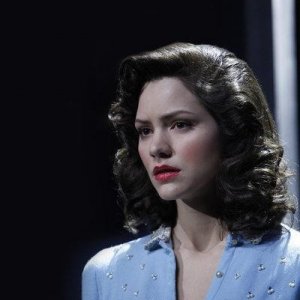 Katharine McPhee nel ruolo di Karen Cartwright nell'episodio Il secondo provino di Smash