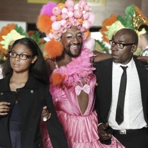 Lucien Jean-Baptiste e Loreyna Colombo nel film 30° couleur 'travolti' dalla vitalità di Edouard Montoute