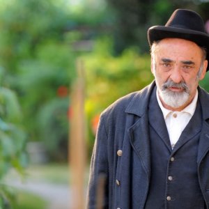 Alessandro Haber in una scena del film tv di Rai Uno, Il sogno del maratoneta