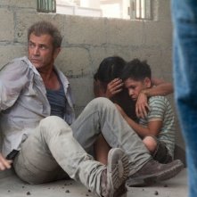 Viaggio in paradiso: Mel Gibson in una scena d'azione del film