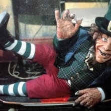 Warwick Davis è il dispettoso Leprechaun