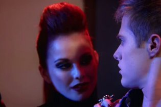 Trailer - I Kissed a Vampire