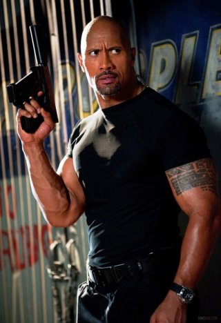 Un'immagine ravvicinata di Dwayne Johnson in G.I. Joe: La vendetta