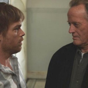 Peter Fonda e Michael C. Hall sono padre e figlio in The Trouble with Bliss