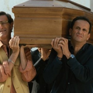 Non me lo dire: Uccio De Santis insieme a Umberto Sardella e Nando Paone in una scena del film