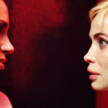 Béatrice Dalle con Emmanuelle Béart in Bye Bye Blondie