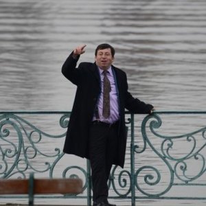 Michel Muller in Hénaut président: una scena del film