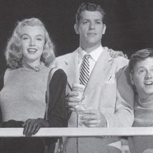 Mickey Rooney Con Marilyn Monroe Nel Film Lo Spaccone Vagabondo 235063