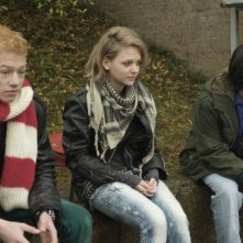 Vincent Krüger, Vanessa Krüger, Sven Gielnik in una scena del film Der Preis (The Prize)