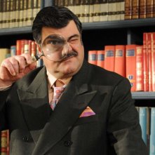 Nero Wolfe: Francesco Pannofino in una scena della fiction