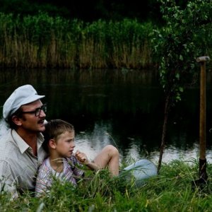 La terre outragée (2012): una immagine del dramma francese