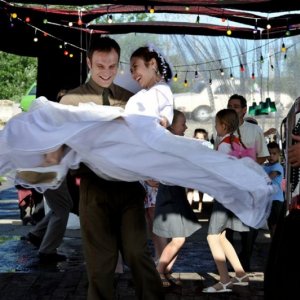 La terre outragée: una immagine del film francese