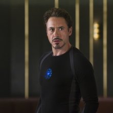 Robert Downey Jr. nei panni di Tony Stark ( e Iron Man) in una scena di The Avengers