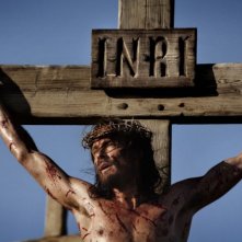 Andreas Pietschmann è Gesù in croce nella fiction Maria di Nazaret