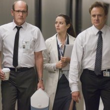 Richard Jenkins, Bradley Whitford e Amy Acker in una scena di Quella casa nel bosco