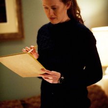 The Killing: Mireille Enos in una scena dell'episodio Reflections
