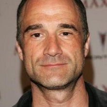 Una foto di Elias Koteas