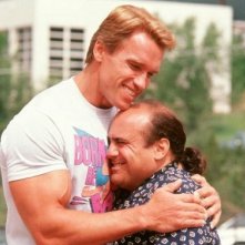 Arnold Schwarzenegger e Danny DeVito ne I Gemelli