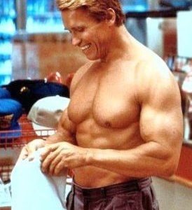 Arnold Schwarzenegger ne I Gemelli, commedia del 1988