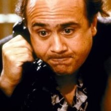 Danny DeVito al telefono ne I Gemelli (1988)