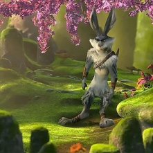 Le 5 leggende: il Coniglietto di Pasqua nel bosco in una scena del nuovo film d'animazione della Dreamworks