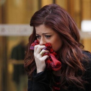 Debra Messing nel ruolo di Julia Houston in Il workshop, settimo episodio di Smash