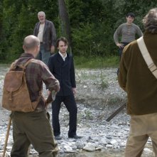 La casa nel vento dei morti: Luca Magri, Marco Iannitello e Francesco Barilli alle prese con due cacciatori in una scena del film