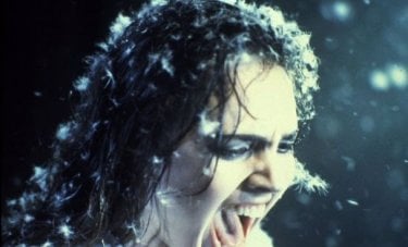 Hellraiser: Ashley Laurence in una scena