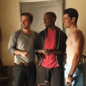 New Girl: Lamorne Morris, Max Greenfield, Jake Johnson nell'episodio Criptonite