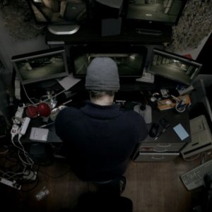 Aux yeux de tous, una sequenza del film