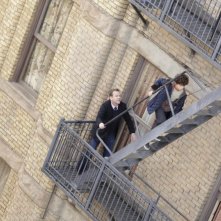 Kiefer Sutherland e David Mazouz in Kite Strings, quarto episodio di Touch