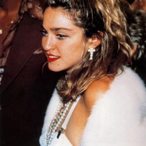Madonna alla premiere di Cercasi Susan disperatamente nel 1985
