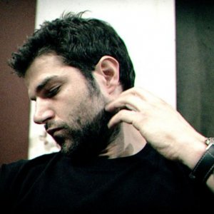 Olivier Bartélémy in una scena di Aux yeux de tous