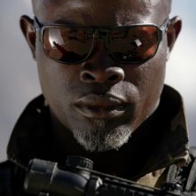 Djimon Hounsou in un'immagine di Special Forces nei panni del comandante Kovax