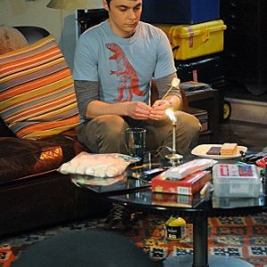 The Big Bang Theory: Jim Parsons nell'episodio The Friendship Contraction