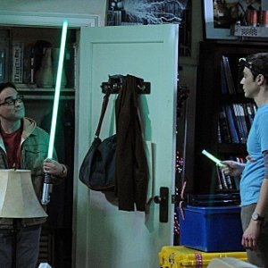 The Big Bang Theory: Johnny Galecki e Jim Parsons nell'episodio The Friendship Contraction