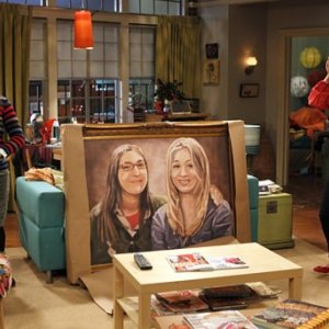 The Big Bang Theory: Mayim Bialik e Kaley Cuoco nell'episodio The Rothman Disintegration