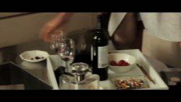 Teaser Trailer Italiano 1 - Gli infedeli